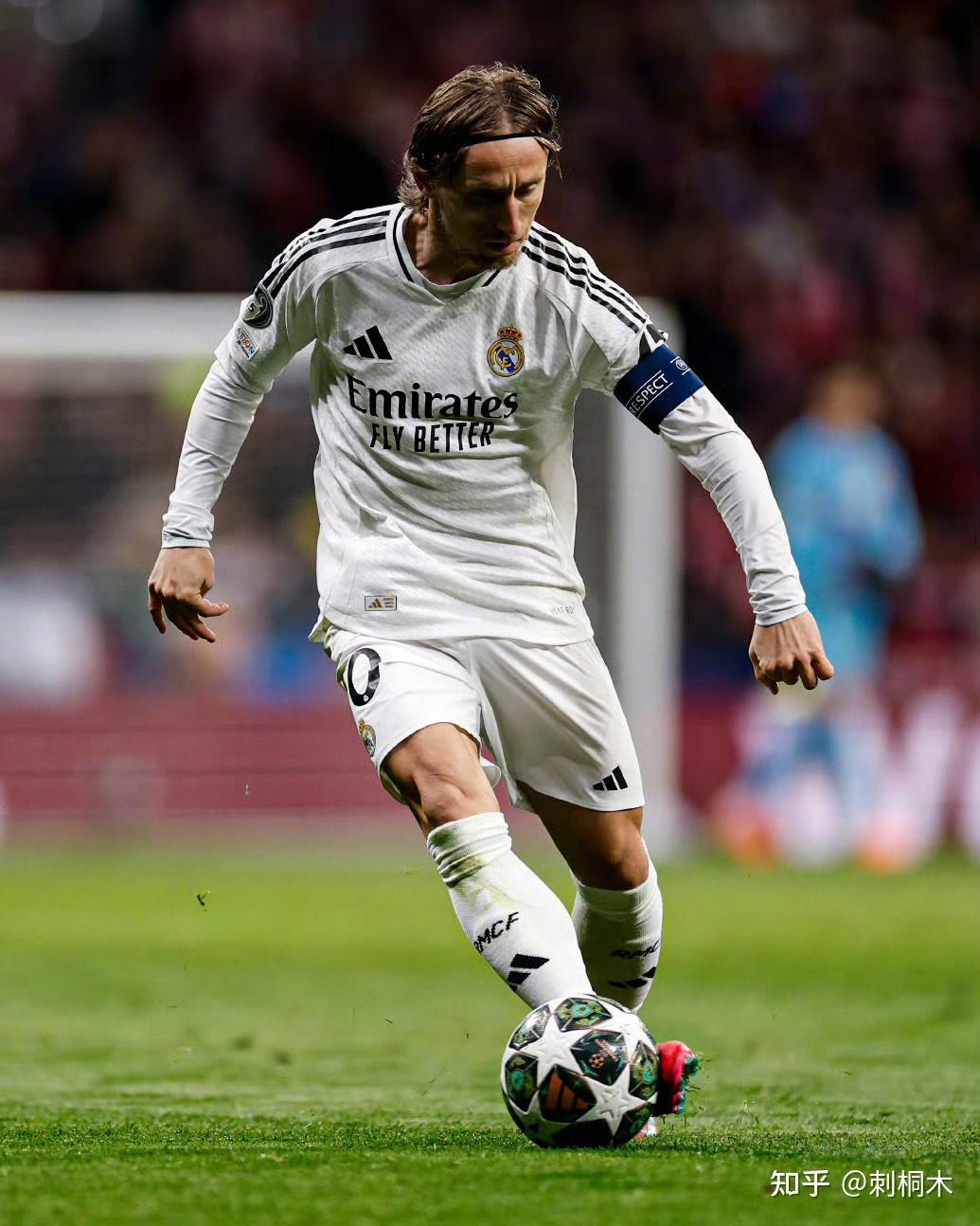 塞斯·库里谈首秀：刚上场时有点紧张，队友非常懂我的打法