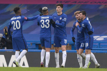 替补登场已尽力！布莱克16中6得到14分11篮板4助攻