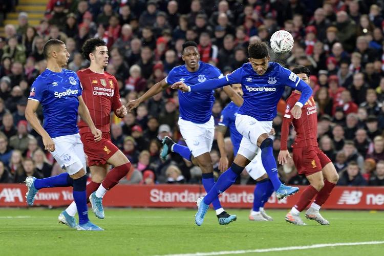 迈克·布朗：有信心提升防守，相信我们可以成为防守出色的球队