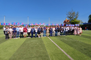 C罗晒与特朗普合照：感谢总统先生的邀请和热情欢迎