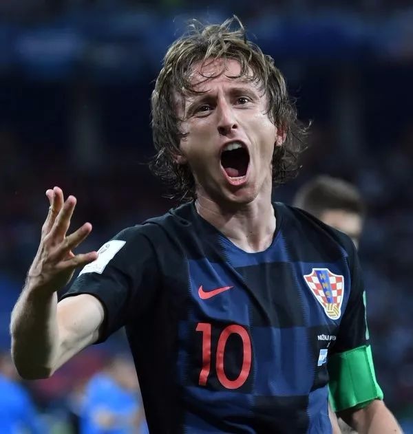 德甲战报：最后时刻连进2球，海登海姆2-1逆转绝杀柏林联合